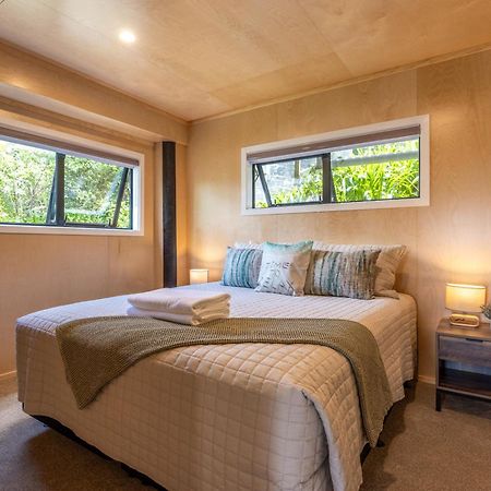 Church Bay Views - Stay Waiheke Oneroa Extérieur photo