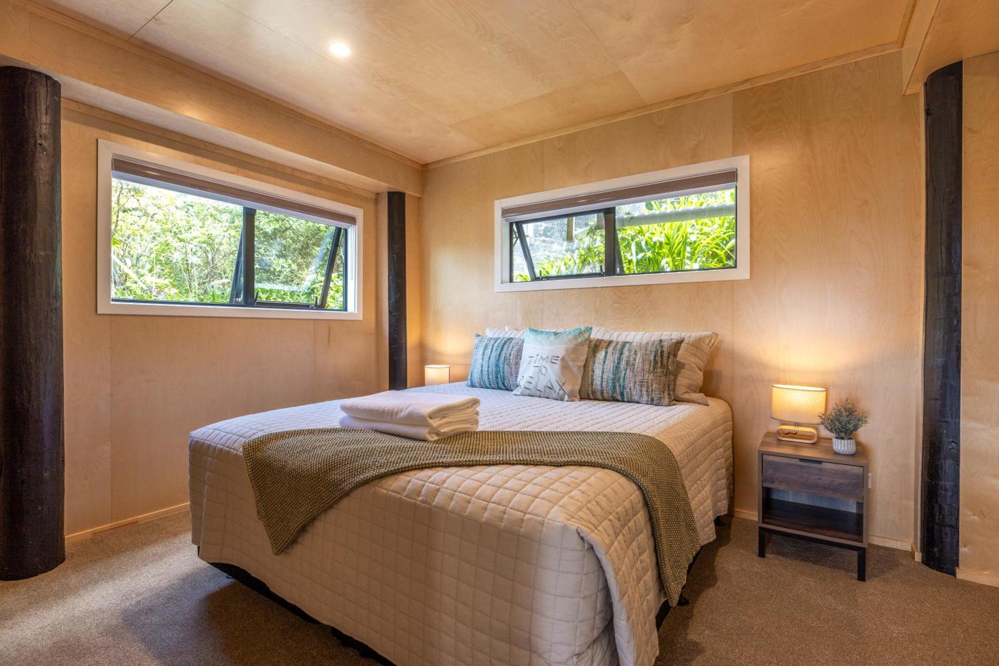 Church Bay Views - Stay Waiheke Oneroa Extérieur photo