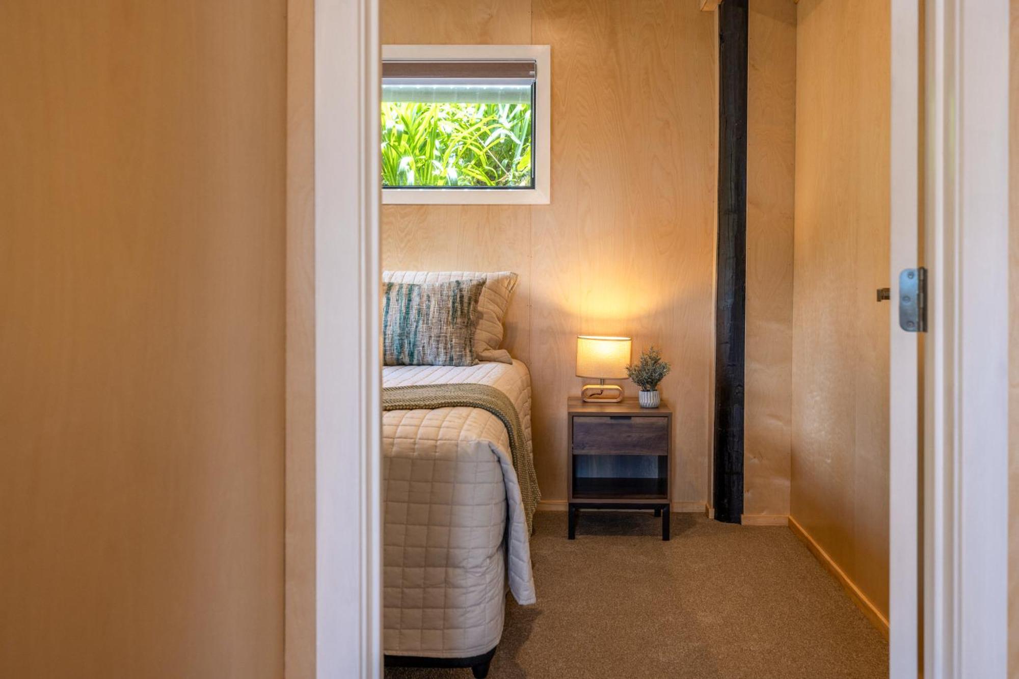 Church Bay Views - Stay Waiheke Oneroa Extérieur photo